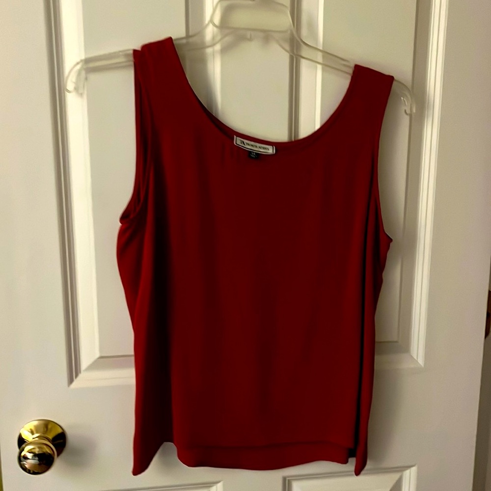 Price Firm! Women’s Travis Ayers 100% Silk Crimson Tank